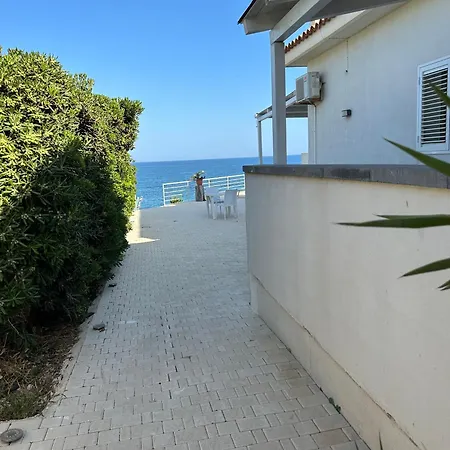 Guest house Il Faraglione