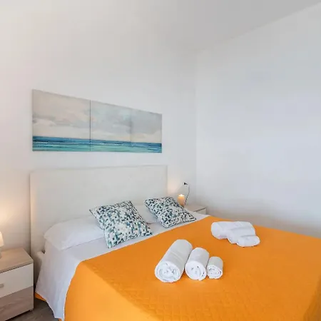 Il Faraglione Gasthof Lido di Noto